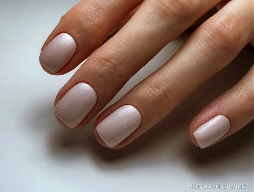 Светло-розовый нюд